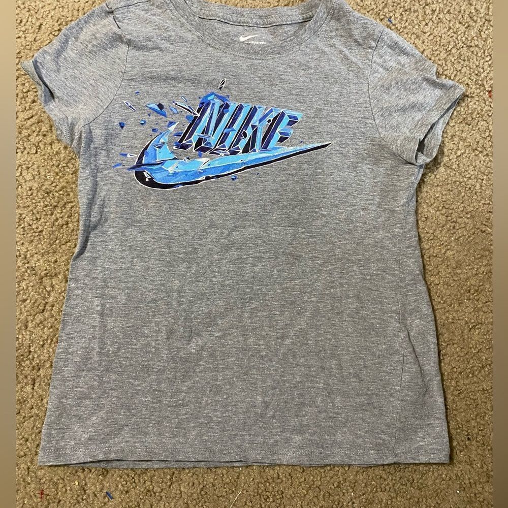 Girls Nike Tshirt 